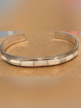 White Inlay Bangle Bracelet - Minimal Women’s Jewelry